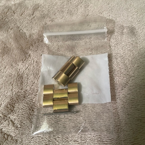 Michael Kors Stop Hunger Watch - Picture 5 of 5